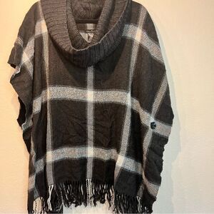 FRAAS plaid poncho ❄️ lightly worn ❄️
